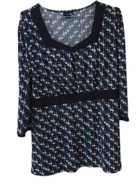 East 5th Geometric Patterned 3/4 Sleeve Blouse